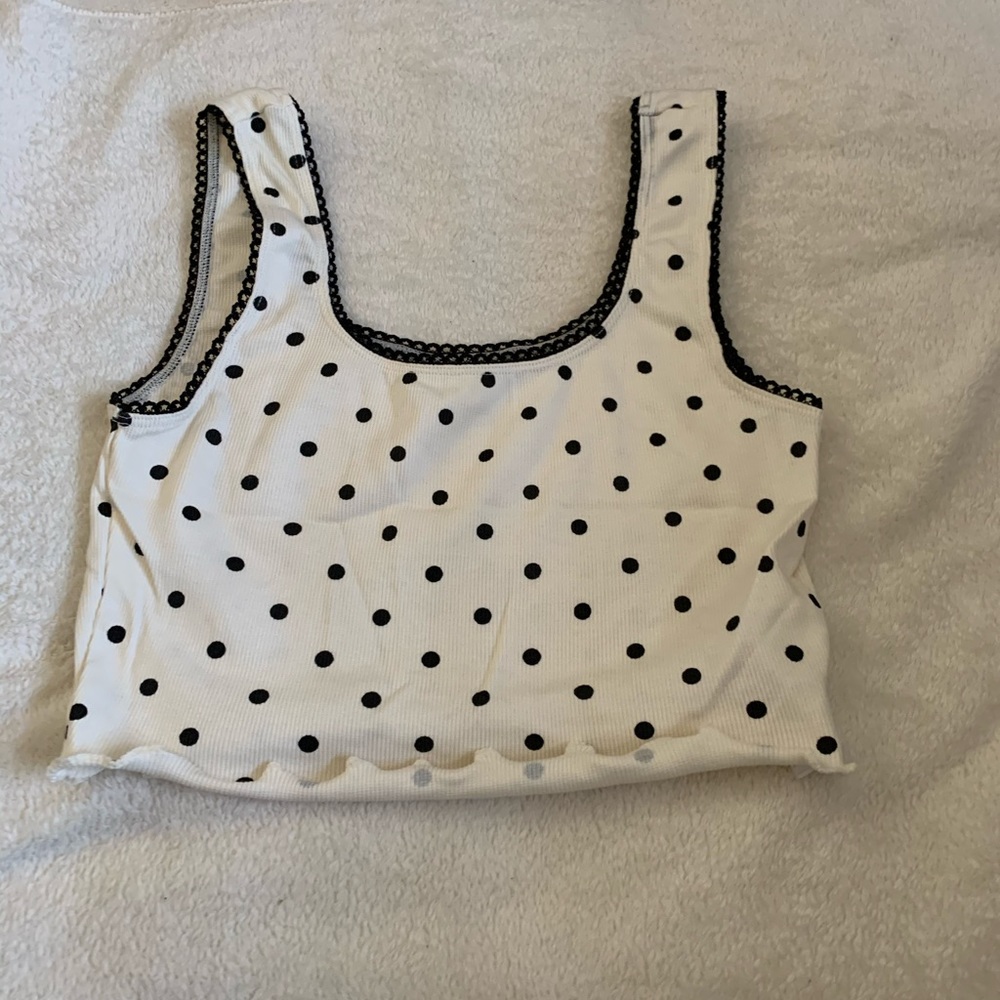 Adorable cropped tank!